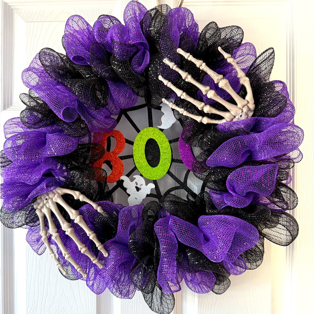 Halloween Wreath with Skeleton Hands